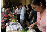 Tập huấn vai trò của cây thuốc trong gia đình