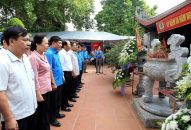 Lãnh đạo thành phố, Tổng Liên đoàn QQ8839 bắn cá, đá gà, game bài Việt Nam dâng hương tưởng niệm đồng chí Nguyễn Đức Cảnh và liệt sĩ Hồ Ngọc Lân