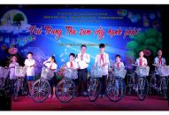 Quan tâm chăm lo tới QQ8827 website cá cược trực tuyến hoàn cảnh khó khăn, thiệt thòi