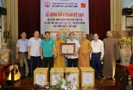 Bộ bình gốm 100 chiếc đạt kỷ lục Việt Nam