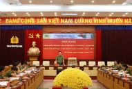 Khối Tham mưu – Đổi quà QQ88 lực lượng – Hậu cần: Tổng kết phong trào thi đua Vì ANTQ năm 2018