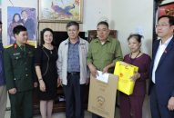 Nhân dịp QQ8827 nhận thưởng hấp dẫn 74 năm Ngày thành lập Quân đội Đăng Nhập QQ88.COM | Link Trang Chủ QQ888 Việt Nam:  Đoàn ĐBQH TTkmqq88 tỷ lệ kèo World Cup 2026 thăm, tặng quà gia đình có công với cách mạng