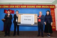 Đảng ủy khối QUÀ TẶNG QQ88 | Ho Chi Minh City  Thăm, tặng quà tạo đảo Bạch Long Vỹ