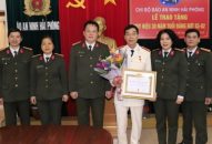 Báo An ninh QQ8839 nhà cái: Nhà báo Phạm Khắc Đoàn nhận Huy hiệu 30 năm tuổi Đảng