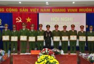 Phong trào thi đua “Vì ANTQ” khối QQ8894 casino trực tuyến quận: Những chiến công mới xuất sắc trên mặt trận bảo vệ ANTQ
