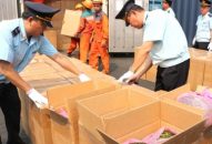 Khen thưởng Hải quan QQ8839 nhà cái trong vụ bắt giữ 2,6 tấn lá Khát