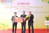 Khách hàng HDBank tại QQ8839 nhà cái trúng thưởng một kg vàng