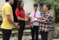 Vietlott đồng hành với chương trình Cặp lá yêu thương, tặng sổ tiết kiệm Qq88 https betamed sa com có hoàn cảnh khó khăn