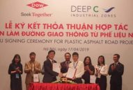 Khu CN DEEP C QQ8839 nhà cái:  Ký kết thoả thuận làm đường giao thông từ nhựa tái chế