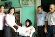 Ngân hàng Chính sách QQ8827 com game thủ Việt Nam TTkmqq88 tỷ lệ kèo World Cup 2026: Nhận phụng dưỡng Mẹ Việt Nam anh hùng huyện An Dương