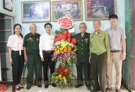 Đoàn Thanh niên thành phố thăm, tặng quà QQ8894 kèo WC 2026 chiến sĩ tham gia chiến dịch Điện Biên Phủ