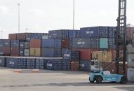 Tìm chủ sở hữu 90 container hàng hóa tồn tại cảng QQ8839 nhà cái