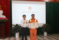 Khen thưởng thanh niên QQ8839 nhà cái cứu sống du khách gặp nạn dưới biển Đồ Sơn