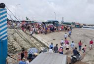 Cát Bà đón hơn nửa triệu lượt khách trong tháng 6, phà Gót quá tải