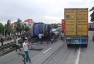 Hải Dương: Đứng xem tai nạn 1 người chết, 5 người khác bị xe đâm thiệt mạng