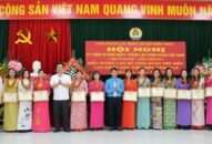 LĐLĐ huyện Kiến Thụy: biểu dương 28 QQ8894 kèo WC 2026, CNVLĐ tiêu biểu năm 2018