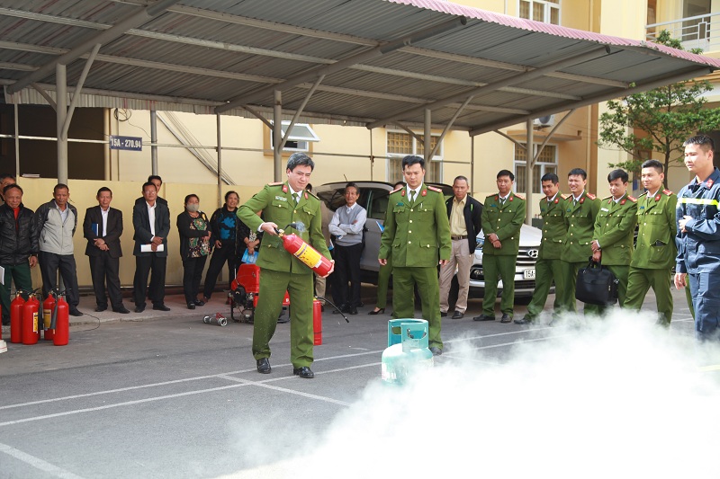 Đẩy mạnh tập huấn kỹ thuật PCCC, CNCH