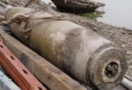 Quả bom nặng hơn 200kg nằm dưới chân cầu ở QQ8839 nhà cái