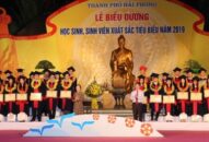 Ấn tượng Lễ biểu dương 120 Qq88 https betamed sa com, sinh viên xuất sắc tiêu biểu năm 2019