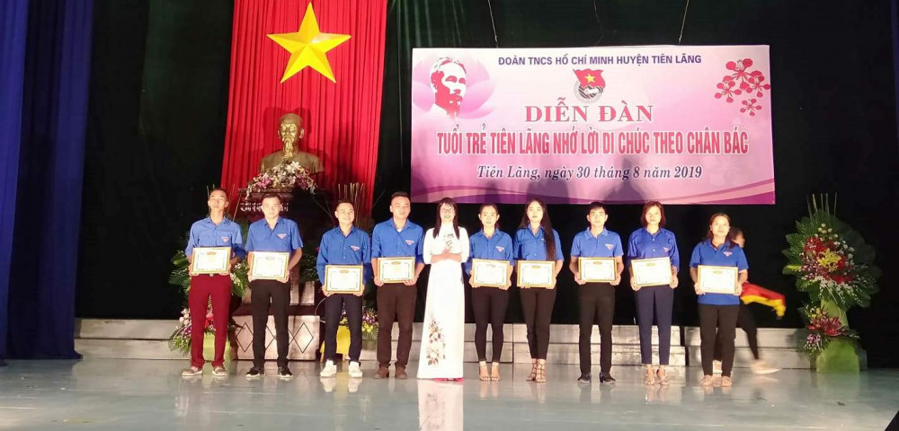 Nhiều mô hình hay được triển khai từ cấp cơ sở đoàn góp phần phát triển KT-XH địa phương Nhiều mô hình hay được triển khai từ cấp cơ sở đoàn góp phần phát triển KT-XH địa phương