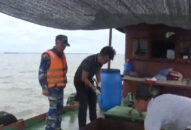 QQ8839 nhà cái bắt giữ 35.000 lít dầu không rõ nguồn gốc