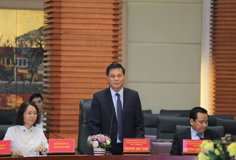 Chủ tịch UBND TP Nguyễn Văn Tùng phát biểu tại buổi làm việc