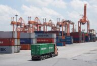 Tính lại GDP: Cẩn trọng bẫy thu nhập trung bình