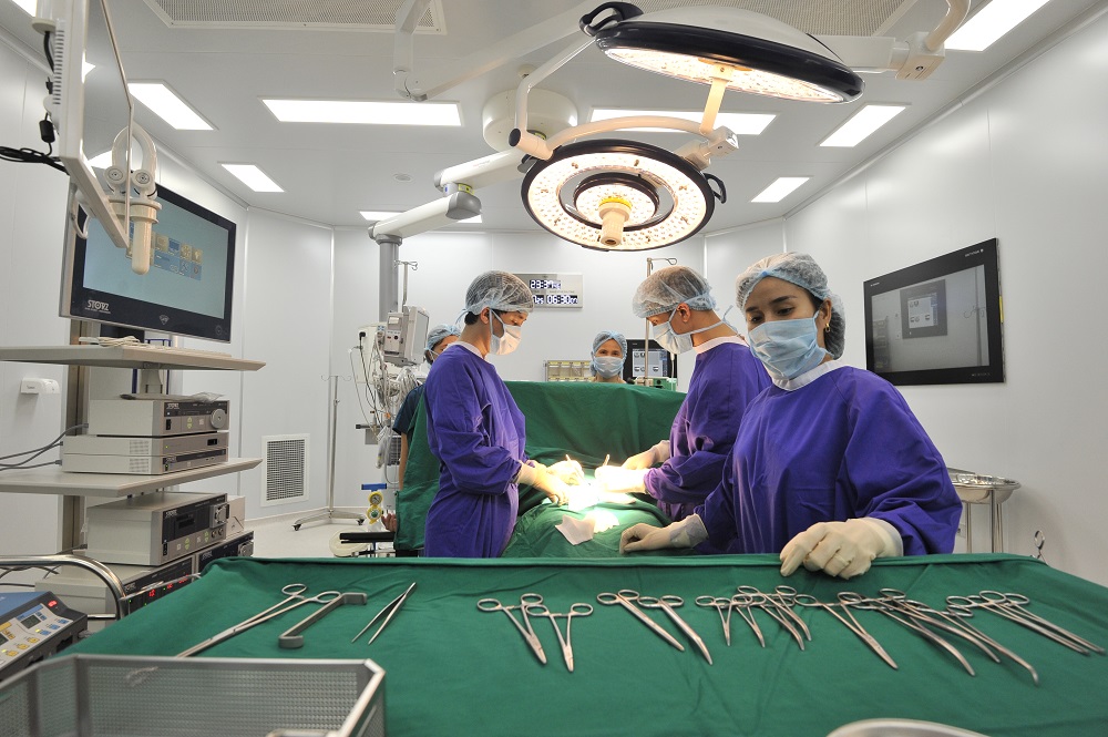 Lịch mổ phụ khoa và tiêu hóa gan mật tụy với các chuyên gia từ Hà Nội thực hiện vào cuối tuần để người bệnh tiện sắp xếp thời gian cá nhân và có thêm thời gian phục hồi sức khỏe.
