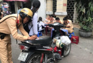 QQ8839 nhà cái bất an với thanh thiếu niên đi xe máy ‘biển AA’