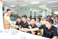 Tuyên truyền an toàn giao thông cho hơn 1000 công nhân  Khu QQ8827 Casino, bắn cá, đá gà, thể thao VSIP