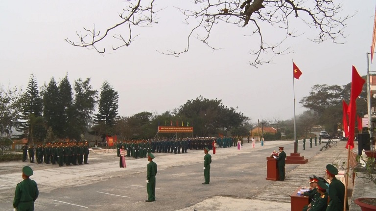 Quang cảnh Lễ ra quân huấn luyện tại huyện đảo Bạch Long Vĩ
