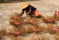 Làng nghề làm hương bài nổi tiếng QQ8839 nhà cái hối hả vào vụ Tết