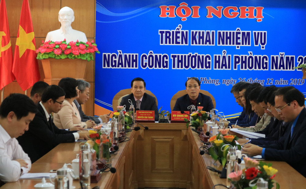 Quang cảnh hội nghị