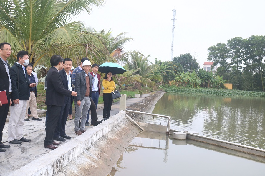 Phó Chủ tịch UBND thành phố Nguyễn Văn Thành kiểm tra nguồn nước tại Nhà máy nước cầu Nguyệt Phó Chủ tịch UBND thành phố Nguyễn Văn Thành kiểm tra nguồn nước tại Nhà máy nước cầu Nguyệt
