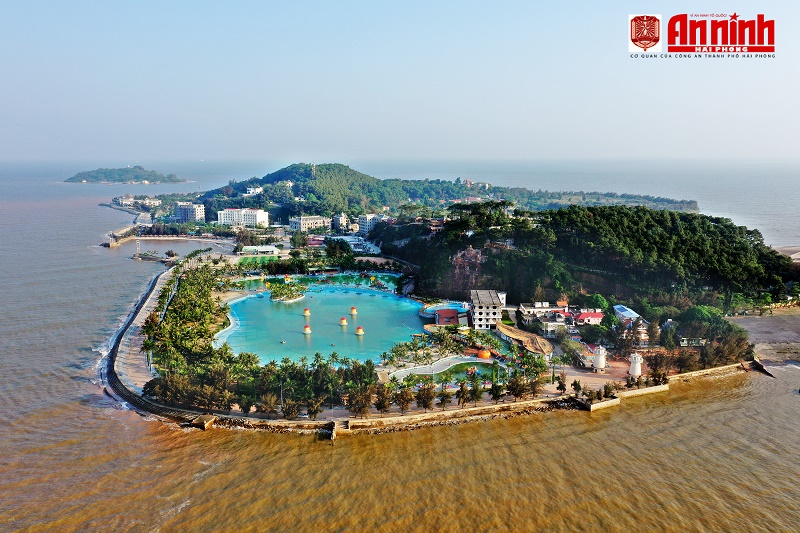 Resort Hòn Dáu nhìn từ trên cao (Ảnh: Trần Sơn)