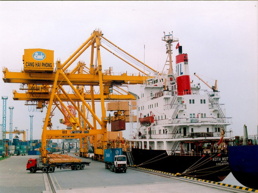 Cảng QQ8839 nhà cái phấn đấu giữ vững vai trò là ''cửa khẩu'' giao lưu quan trọng của phía Bắc
