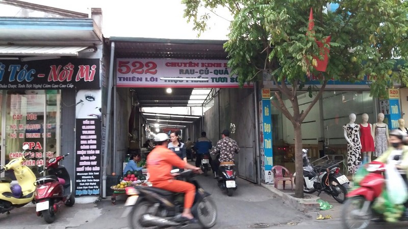 Phường Vĩnh Niệm cầị nhanh chóng giải tỏa việc họp chợ trái phép tại số 522 Thiên Lôi