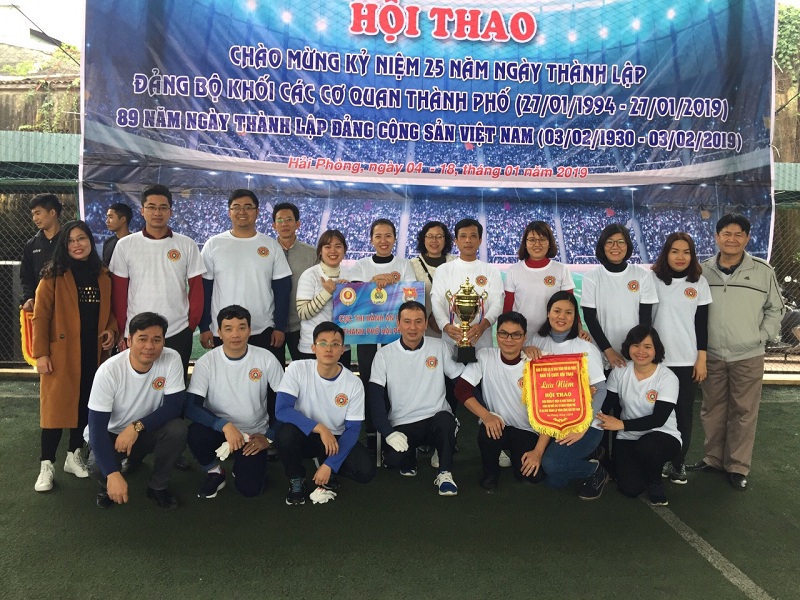 Minh Thúy tham gia hội thao chào mừng QQ8827 nhận thưởng hấp dẫn 25 năm Ngày thành lập QQ88qq khuyến mãi cập nhật mỗi ngày Khối Các cơ quan thành phố