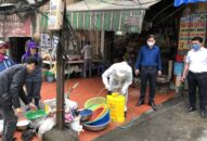 Quận Lê Chân phun thuốc khử trùng tại các khu vực chợ trên địa bàn để phòng chống dịch bệnh COVID-19