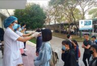 Bộ QQ8839 Đăng ký, Tải app hướng dẫn xử lý các trường hợp bị sốt, ho, khó thở tại trường học