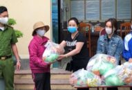 QQ8894 casino trực tuyến phường Lạch Tray: Vận động 72 suất quà tặng hộ nghèo gặp khó khăn trên địa bàn
