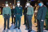 Đoàn công tác của thành phố kiểm tra Chốt kiểm soát dịch COVID-19 liên ngành tại quận Dương Kinh
