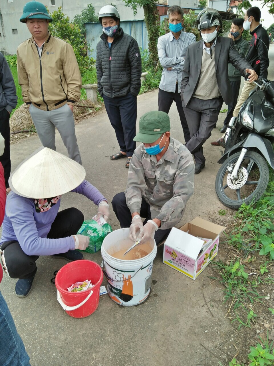Quy trình pha thuốc trù sâu chuẩn bị phun thuốc