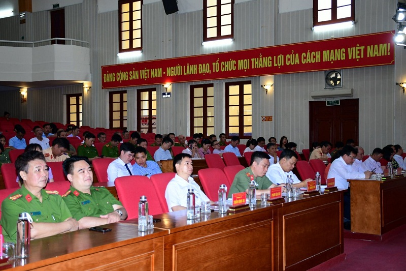 Quang cảnh hội nghị