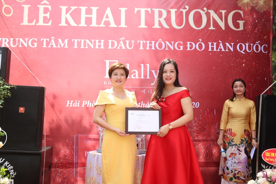 Tập đoàn Hòa Bình Group trao Trang chủ chính thức QQ88 | Đăng ký , Đăng nhập nhượng quyền cho Trung tâm Tập đoàn Hòa Bình Group trao Trang chủ chính thức QQ88 | Đăng ký , Đăng nhập nhượng quyền cho Trung tâm
