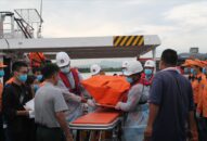 QQ8839 nhà cái: Đưa thi thể 4 thuyền viên tàu cá bị chìm về bờ