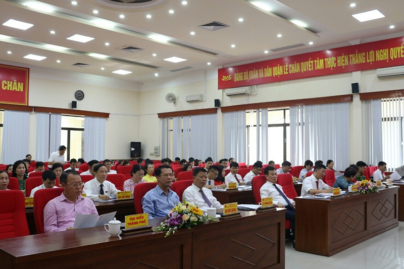 Các đại biểu tham dự kỳ họp
