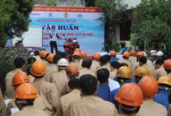 QQ8839 nhà cái: Tập huấn kỹ năng lái xe an toàn cho hơn 200 công nhân