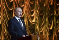 Tổng thống Nga Putin công bố vaccine COVID-19 đầu tiên của thế giới