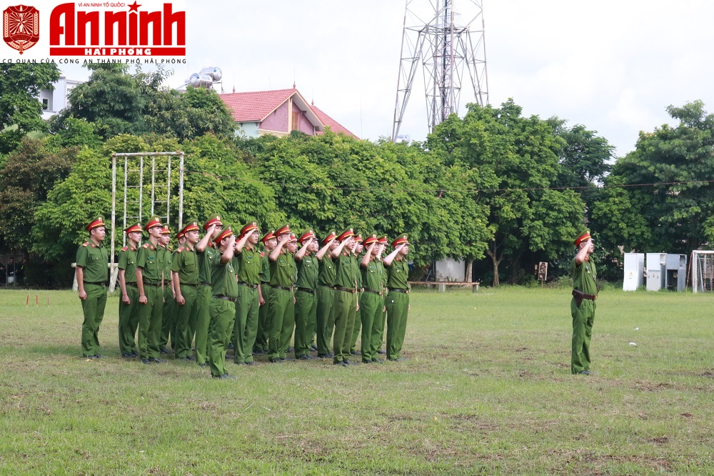 Khối liên quân thực hiện các động tác điều lệnh đội ngũ tay không, nghi lễ Chào cờ Link Đăng Nhập QQ88 Chính Thức 2026 có chủ lễ